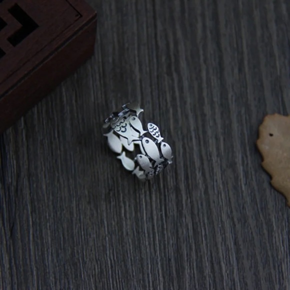 Sterling Silver Fish Ring - Picture 4 of 5